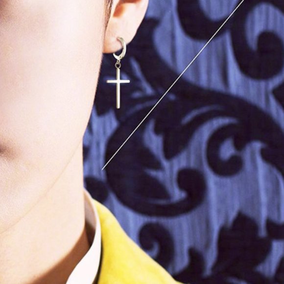 💙Sterling Silver Cross Huggies - Picture 4 of 8